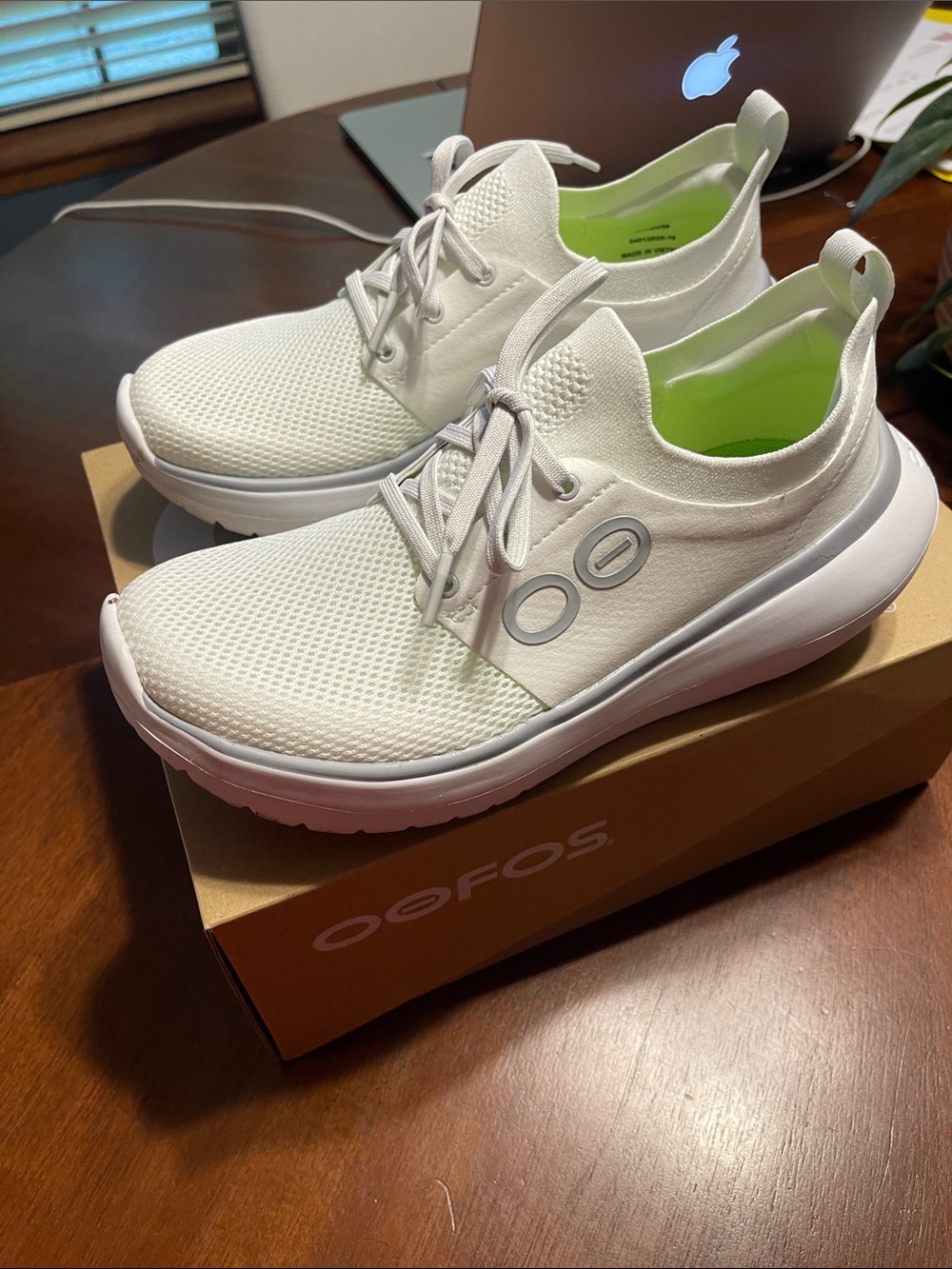 OOFOS OOmy stride - Picture 1 of 5